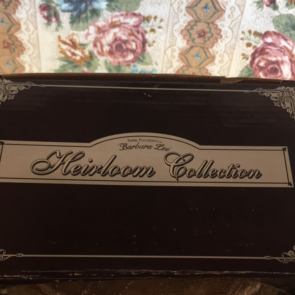 Heirloom Collection. - Picture 3 of 8